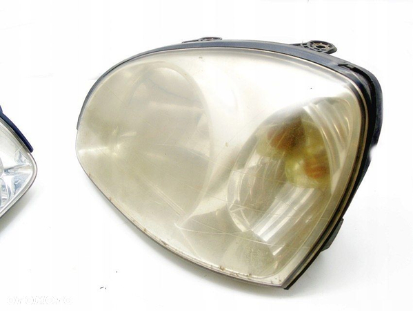 Reflektory Lampy Przód Santa Fe I 2.0 Crdi - 3