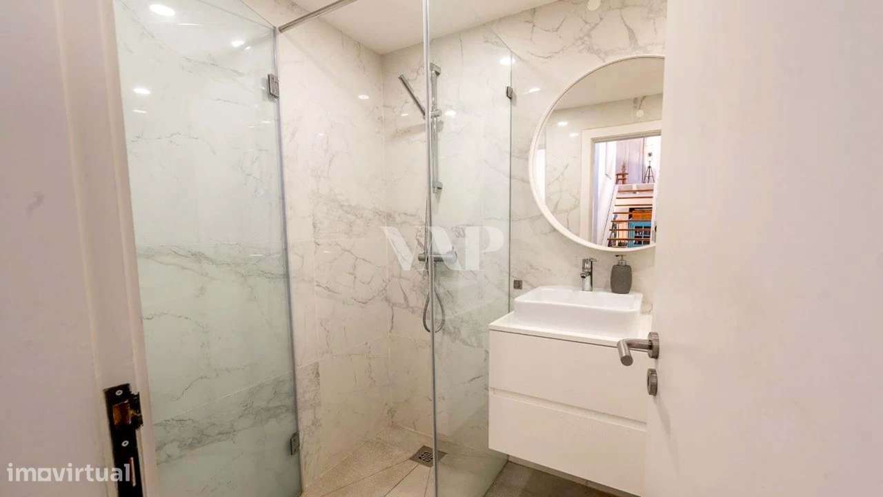 Moradia Térrea Renovada 3+1 Quartos com Piscina e Vista Golfe em Vilam-24