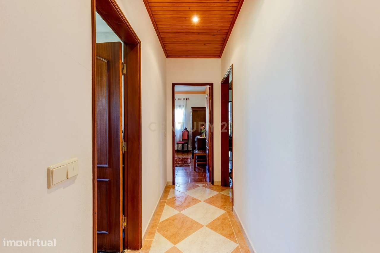 Casa T3 com Vista Panorâmica em Pombal, Leiria-26