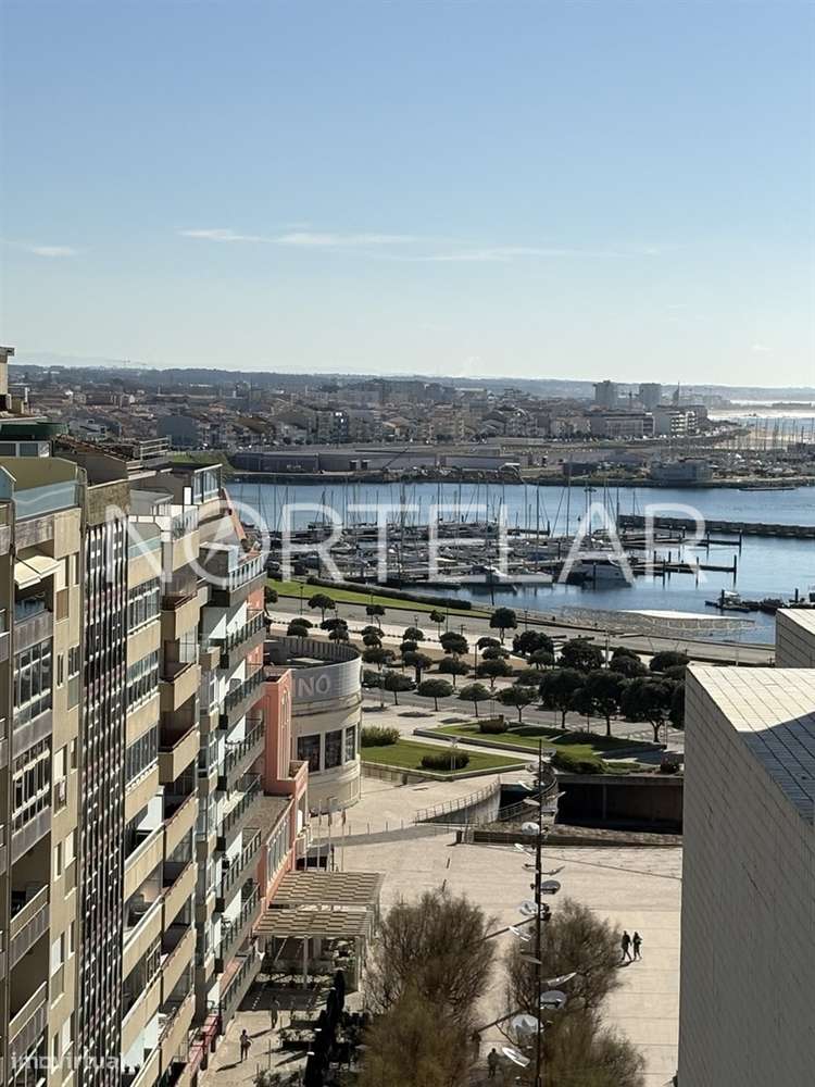 Apartamento T1 para arrendar na Póvoa de Varzim (Avenida dos Banhos) - Grande imagem: 2/10