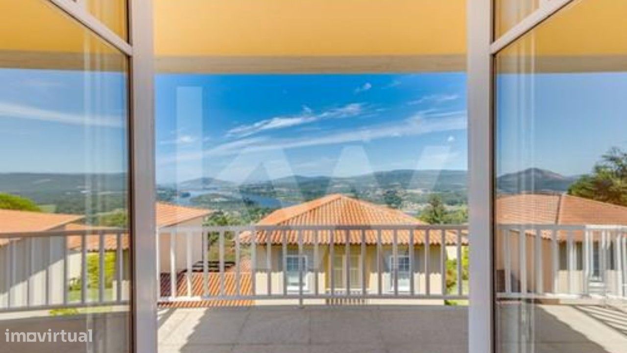 Casa na Quinta das Mineirinhas, vista sobre o Rio Minho e Espanha