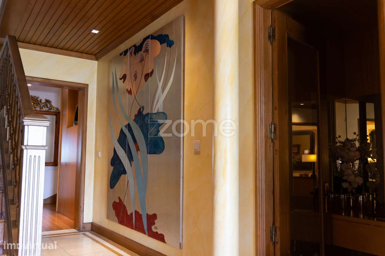 LUXUOSA MORADIA - LOCALIZAÇÃO PREMIUM NO CENTRO DE FAMALICÃO - Grande imagem: 5/59