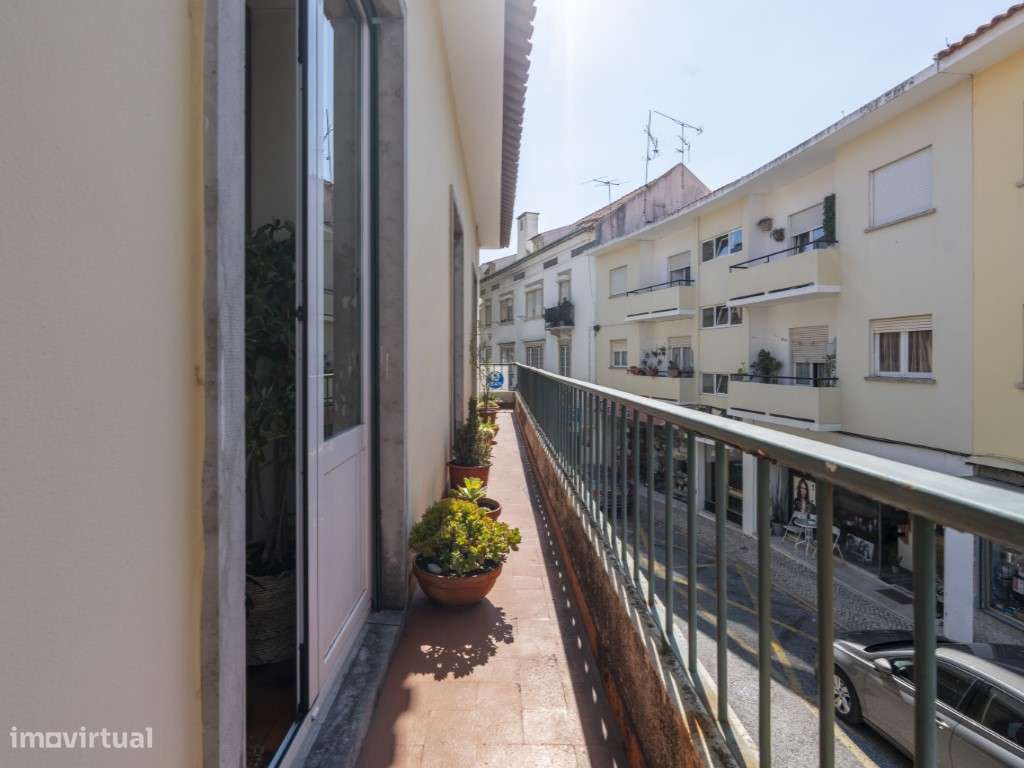 Apartamento T4 Duplex na Parede-10