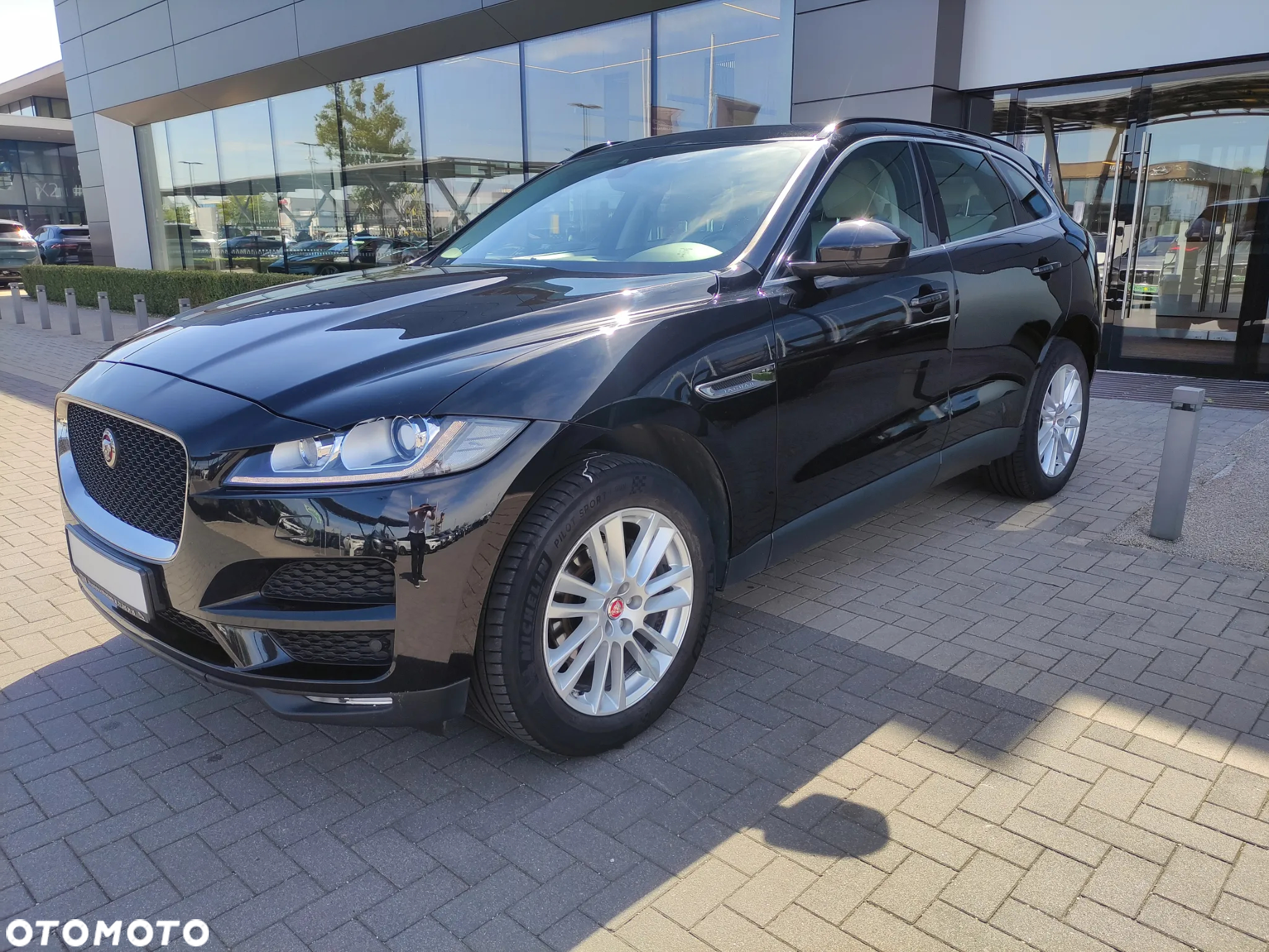 Jaguar F-Pace 2.0 i4D AWD Prestige - 6