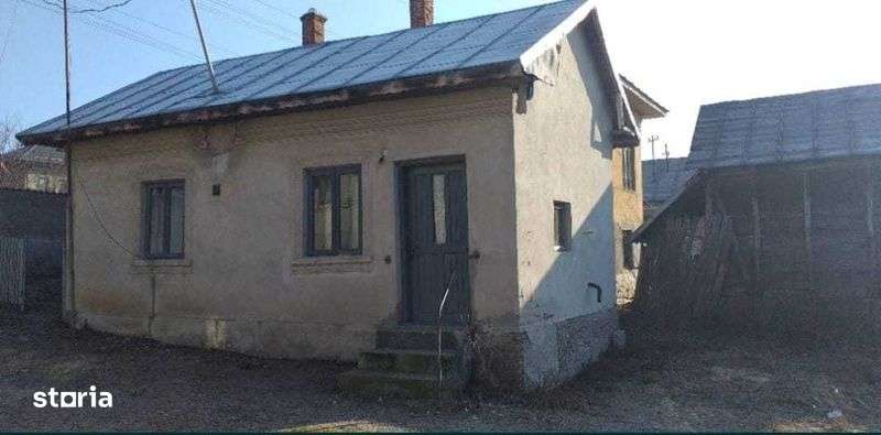 Vand casa cu 2 anexe in sat Simiceni, Comuna Vulpeni, jud.Olt - Imagine principală: 4/8