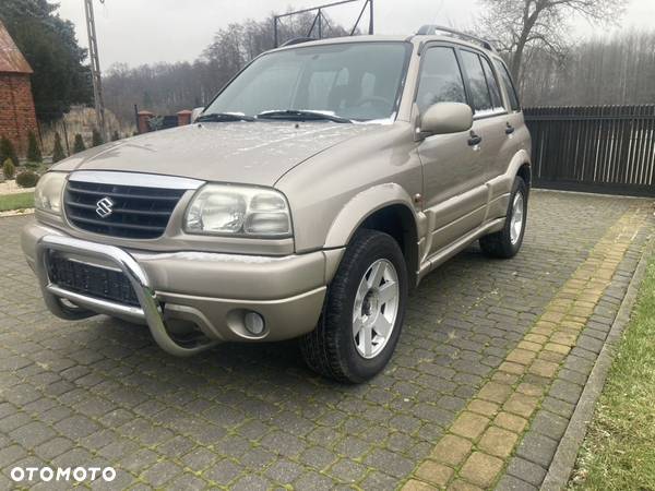 Suzuki Grand Vitara 2.5 V6 - 3