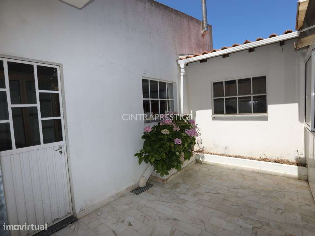 Lourel -Moradia T4 com sotão , garagem e churrasqueira - Conforto, ...-13