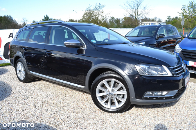 Volkswagen Passat Alltrack 2.0 TDI 4Motion DSG BlueMotion Tec - 13