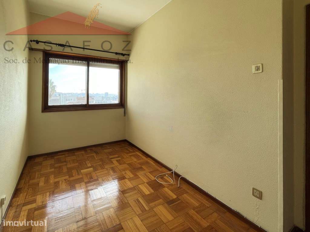 Venda Moradia T6 no Bairro dos Músicos-25