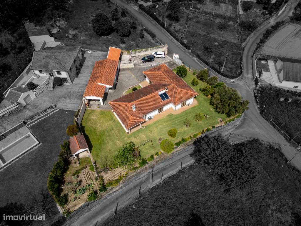 Encantadora Moradia Térrea V3-39