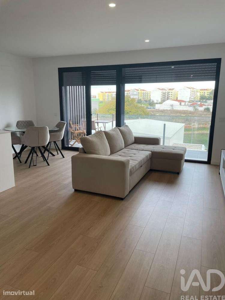 Apartamento T2 em Montijo e Afonsoeiro - Grande imagem: 1/14