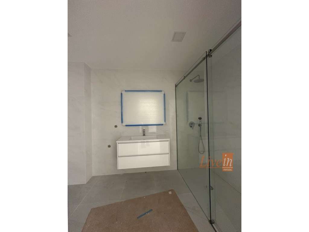 Apartamento T2 Novo com Terraço de 90m2 na Ericeira-7
