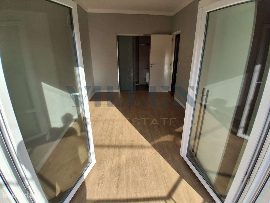 Andar Moradia T3 Renovado com Garagem e 3 Frentes em São Cosme - Go...-28