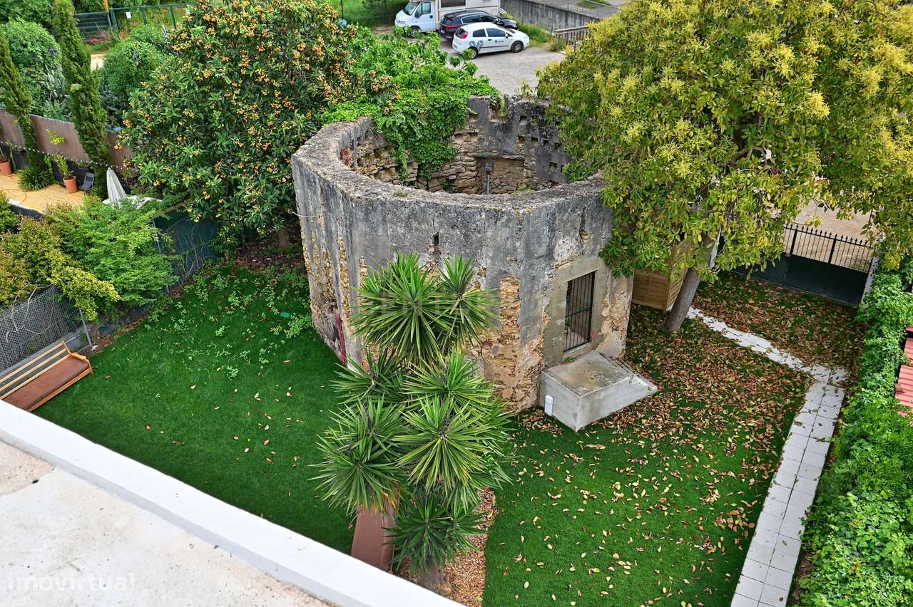 Investimento Prime em Retalho com Jardim Privativo na Praça do Junquei-13