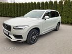 Volvo XC 90 T8 AWD Plug-In Hybrid Momentum Pro 7os - 3