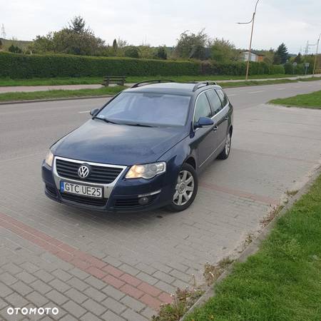 Volkswagen Passat 2.0 TDI DPF 4Mot Comfortline - 1