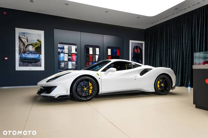 Ferrari 488 Pista - 2