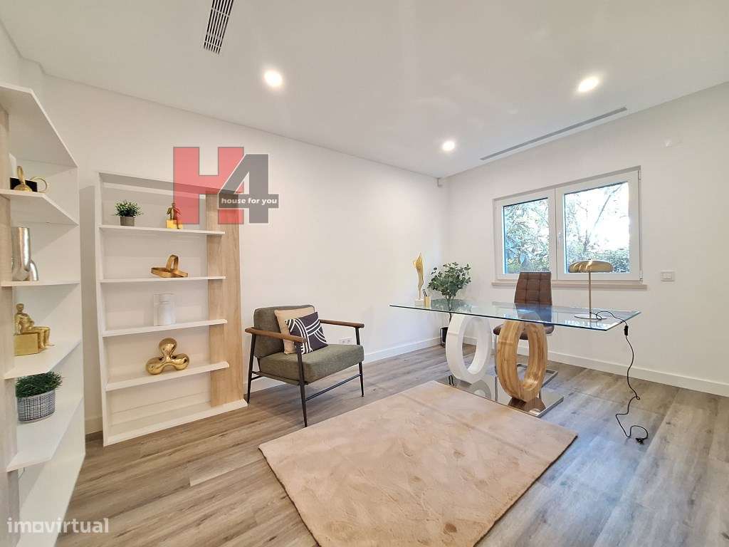 Herdade da Aroeira moradia independente T4-7