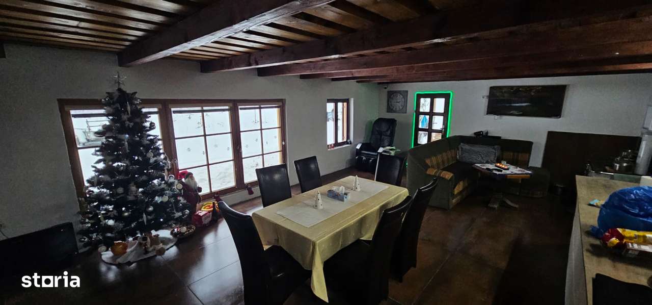 Vând casă în zece Hotare – ideală pentru locuit sau casă de vacanță-7