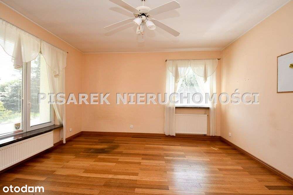 Duży komfortowy dom w Konstancinie-12