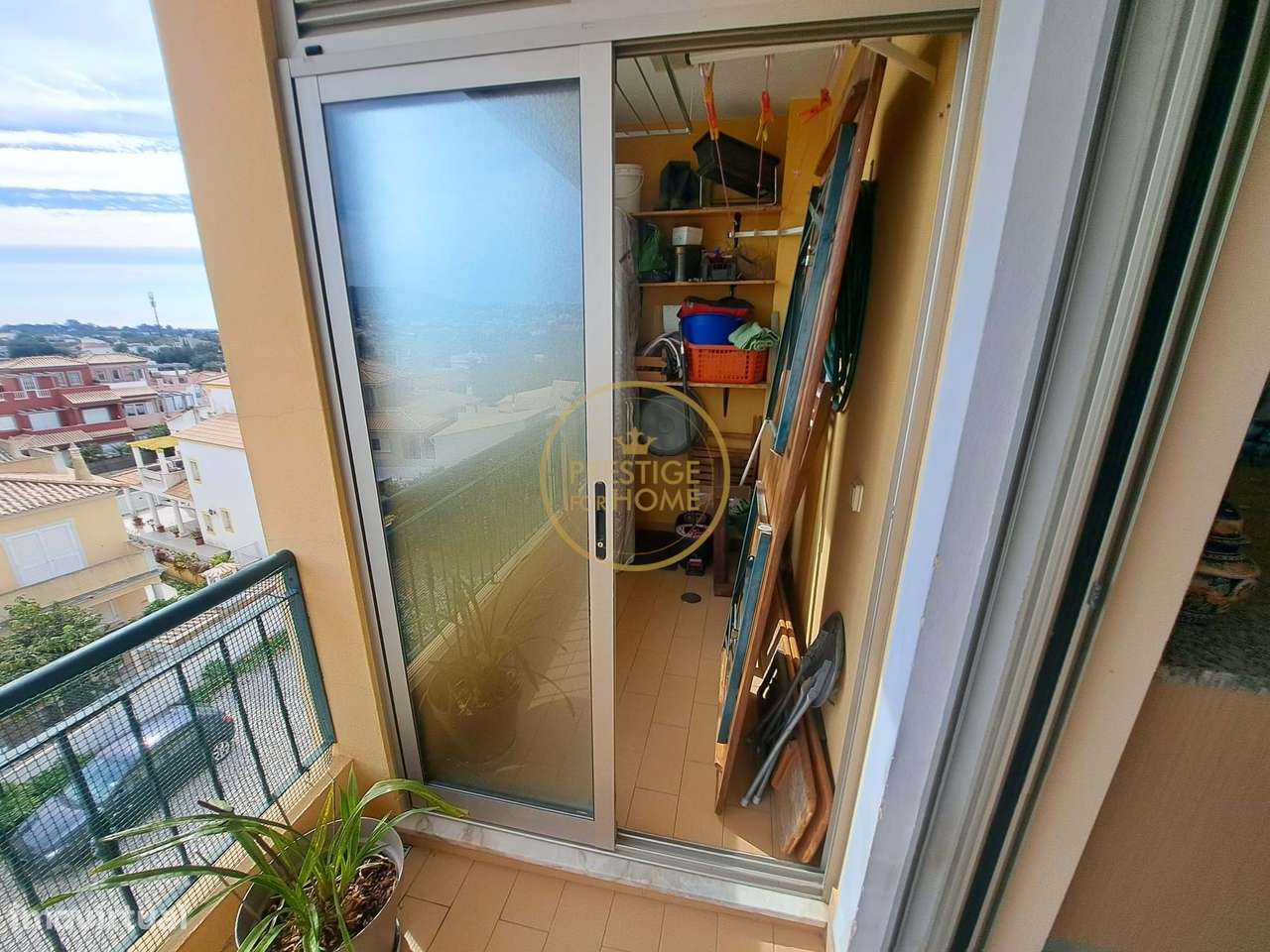 Apartamento T3 de Qualidade Superior com Garagem em Box, Arrecadação e-19