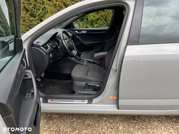 Skoda Octavia 2.0 TSI RS 230 - 3