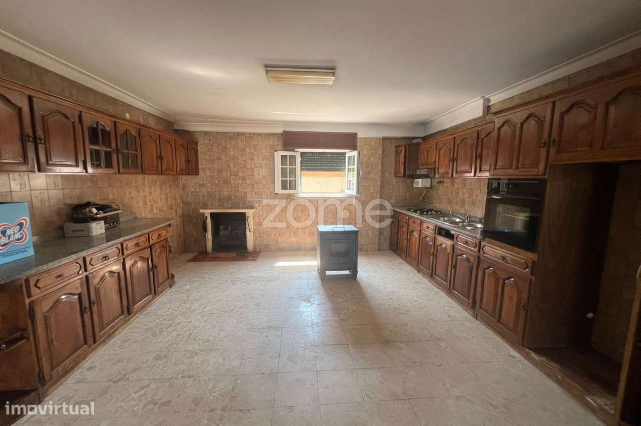 Espetacular Moradia T5 em Chaves - Grande imagem: 4/21