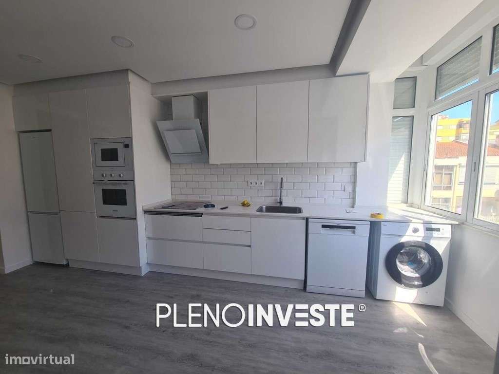 T2 Totalmente Remodelado com Varanda nas Paivas-29