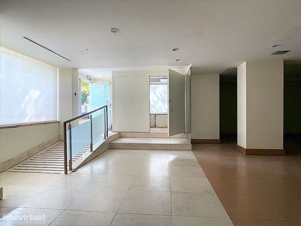 Loja, Lisboa, Restelo Estádio - Grande imagem: 4/11