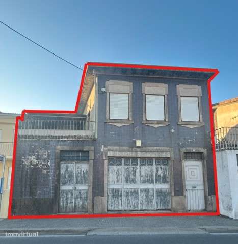 Vende - se prédio destinado a industria e habitação com logradouro - Grande imagem: 2/4