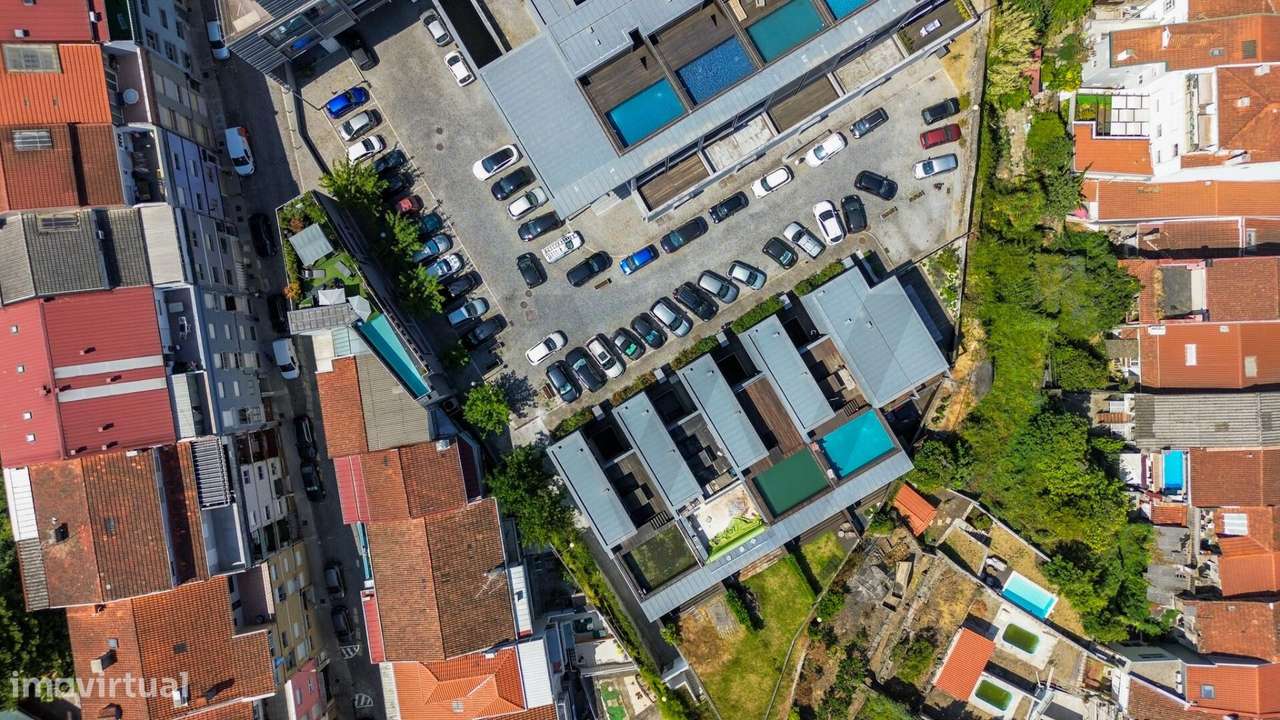 Moradia T5 com Piscina e Vista Panorâmica no Centro Histórico de Braga - Grande imagem: 3/22