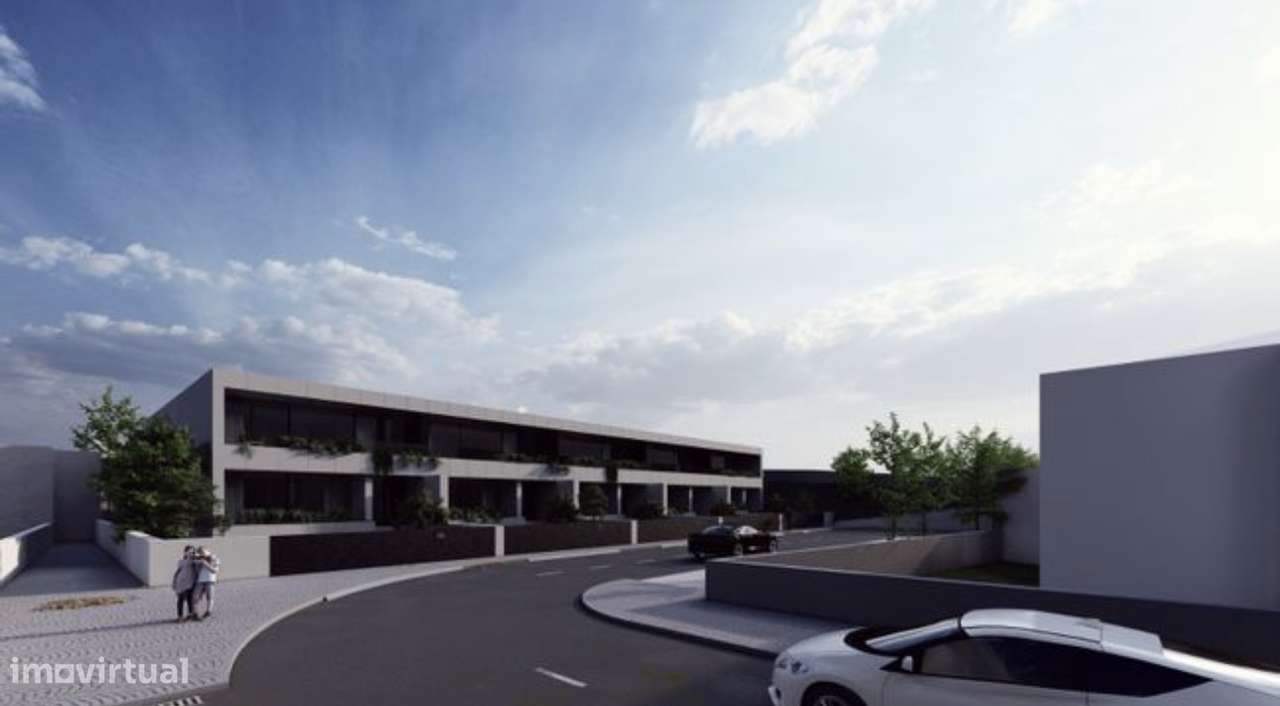 Terreno à venda em Guimarães - Candoso, São Santiago e Mascotelos - Grande imagem: 4/4