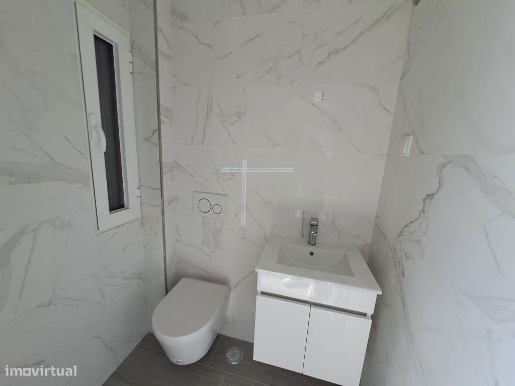 Moradia geminada T4, arquitetura contemporânea com garagem - Vale d... - Grande imagem: 4/29