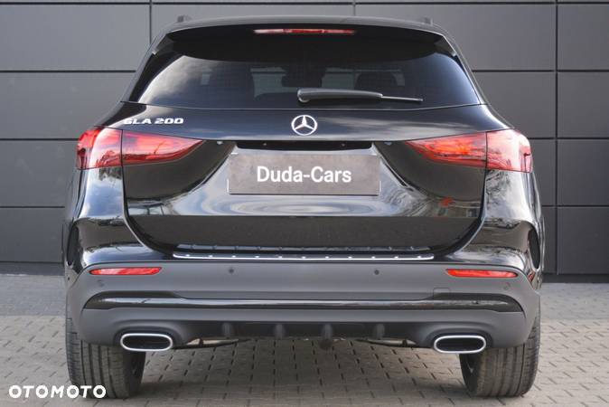 Mercedes-Benz GLA 200 AMG Line - 5