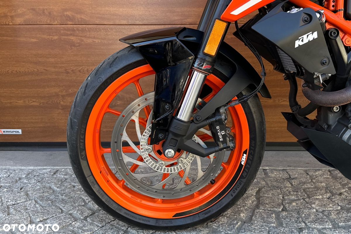 KTM Duke - 11