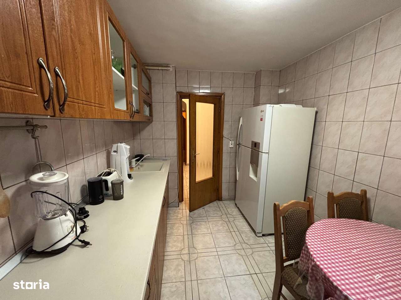 Preț de BLACK FRIDAY 4 camere Teiul Doamnei, zonă verde bloc anvelopat-5