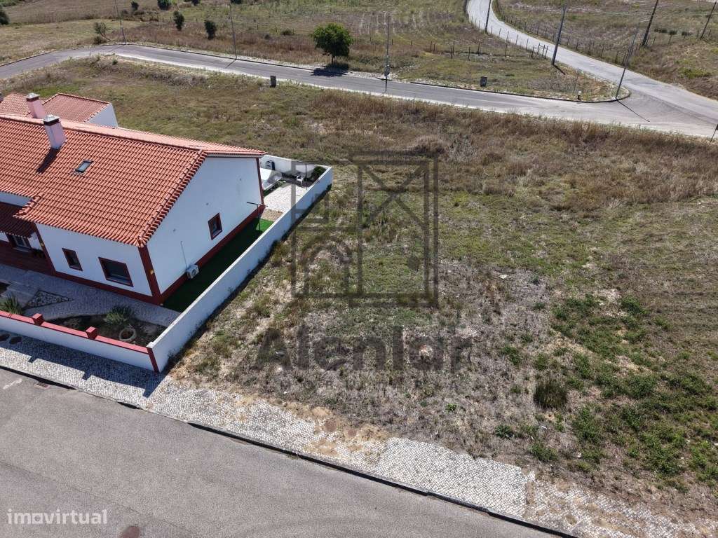 Lote para construção de Moraida - Abrigada-3