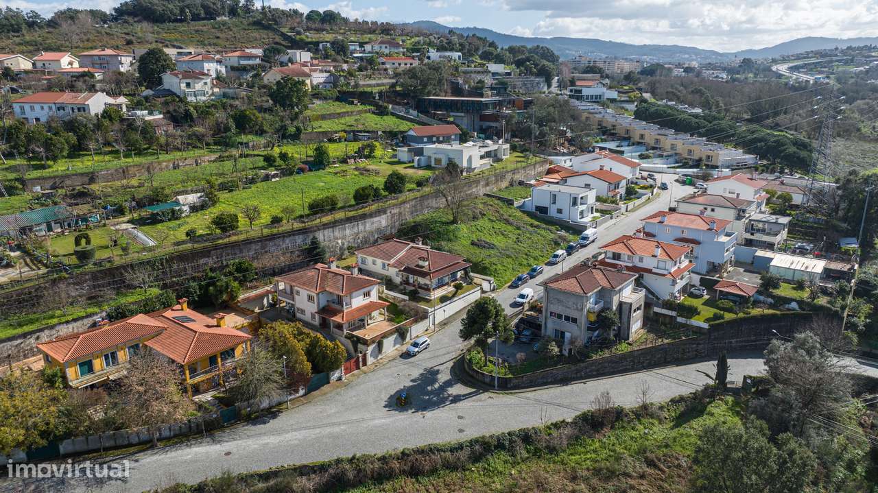 Moradia térrea T5 em Gondizalves - Braga-44