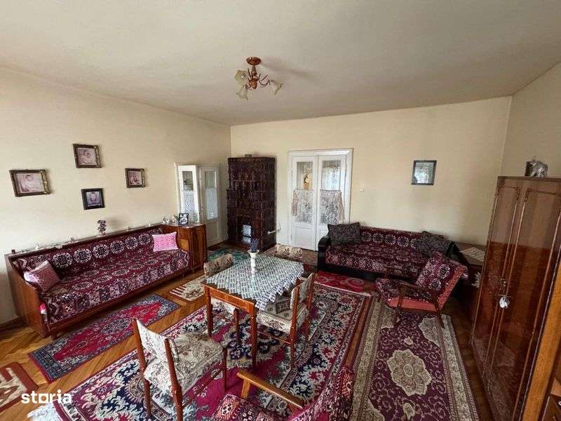 Casa centru, ideal firma/spatiu comercial - Imagine principală: 4/8