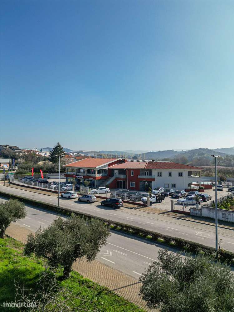 Luxuosa Moradia em Mirandela + Comércio + Armazém , Bragança - 10 Quar - Grande imagem: 4/45