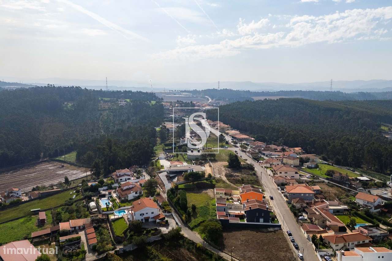 Terreno urbano com 1678 m², para construção de moradia, em Balazar - Grande imagem: 2/20