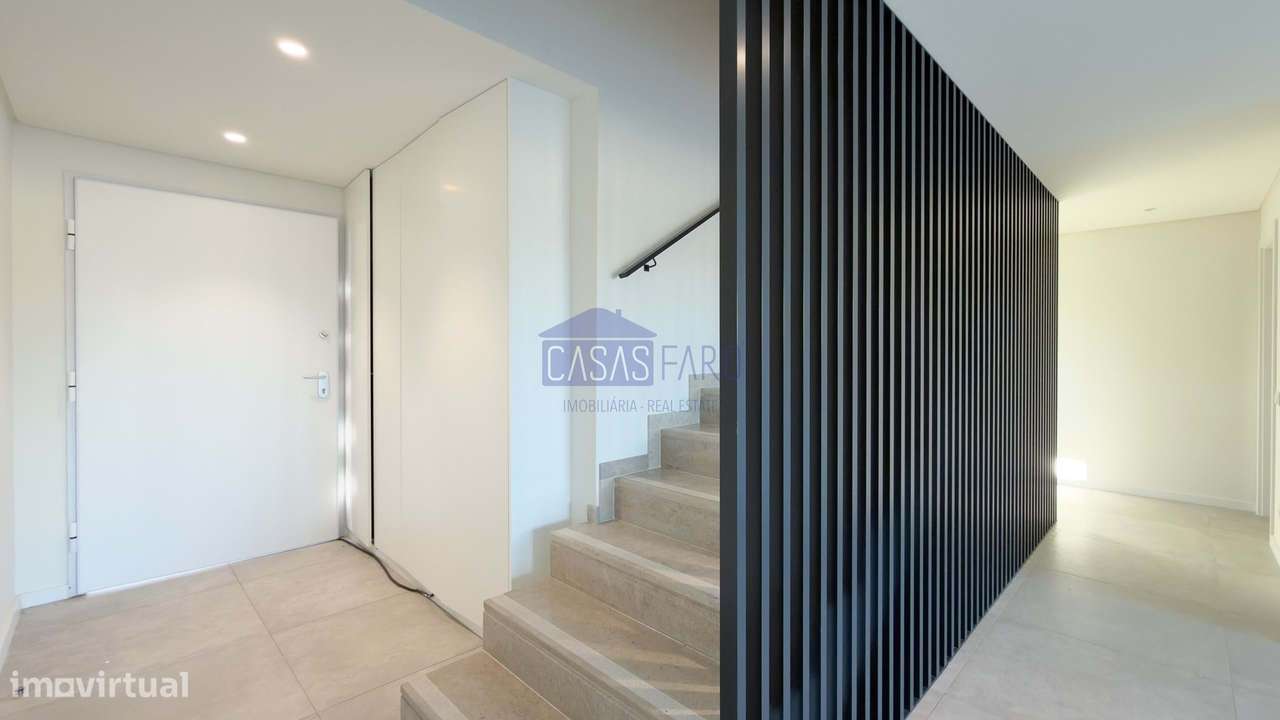 Moradia em banda V4 num empreendimento de Luxo, em Faro, Algarve-13