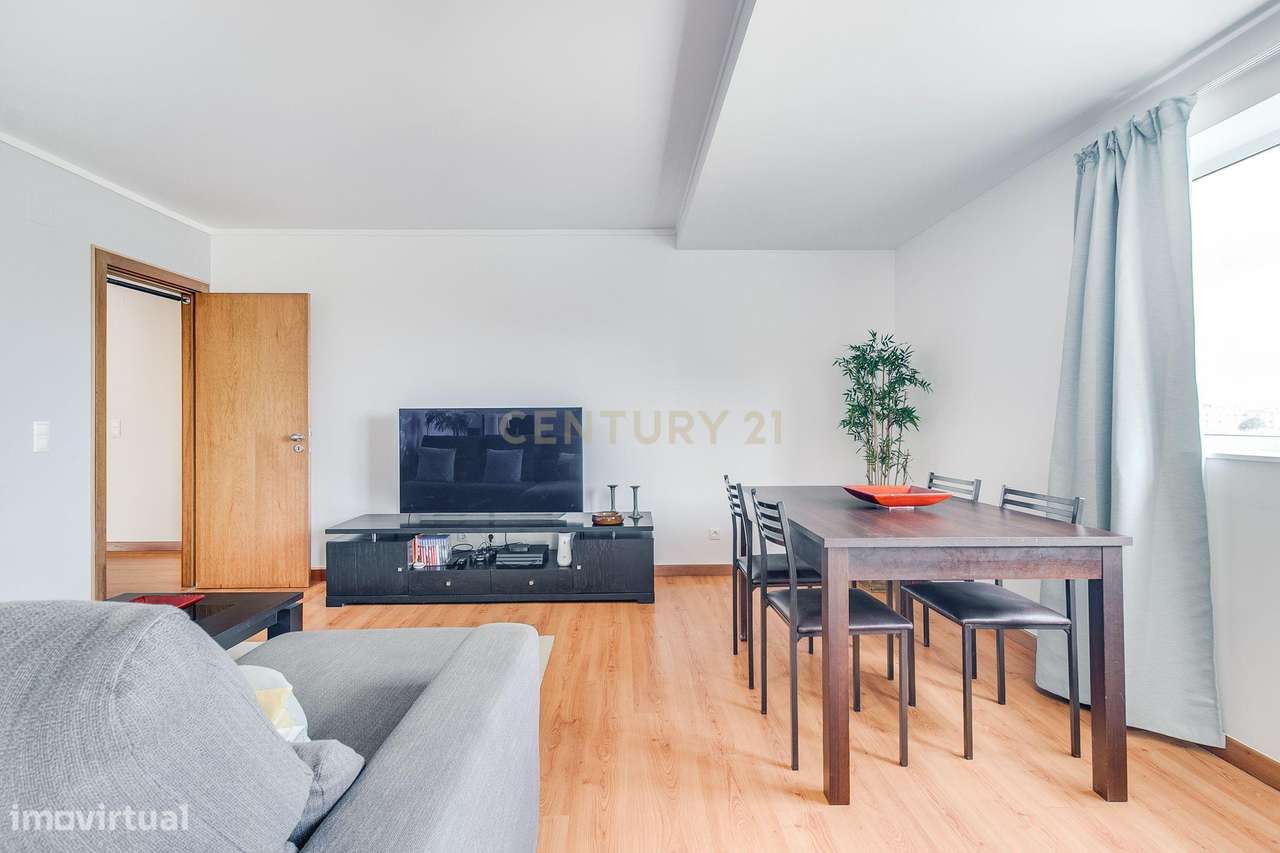 Fantástico T2 Alta de Lisboa-7