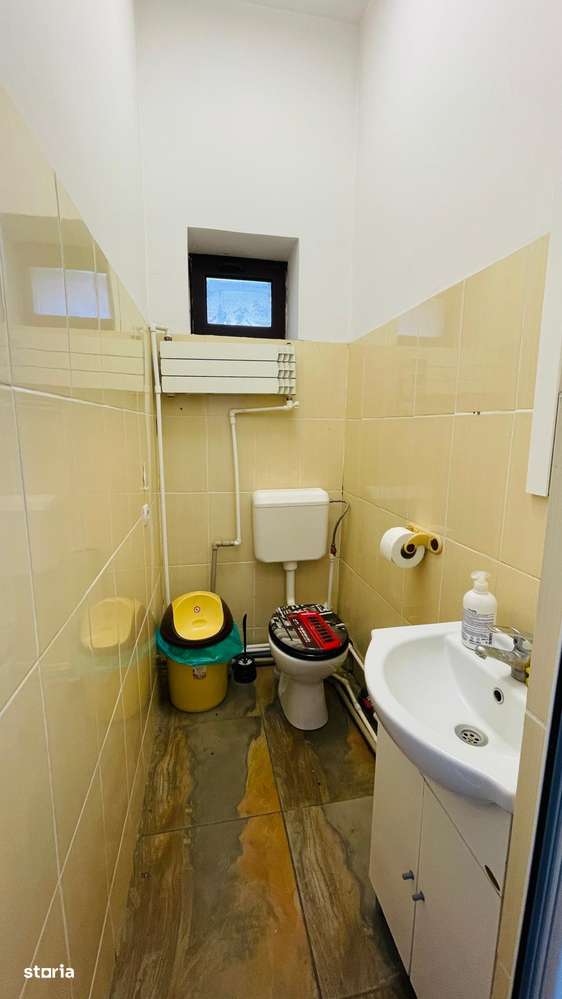 Spatiu de inchiriat in Galati, Zona Centrala, langa Consiliul Judetean - Imagine principală: 5/8