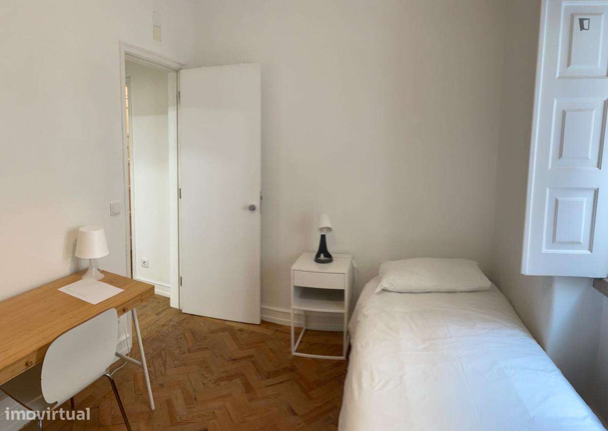 Quarto - localizado em Santa Apolónia Lisbon - Grande imagem: 4/8