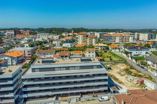 Apartamento T4  - Condomínio Feira´'s Prime - Grande imagem: 4/57