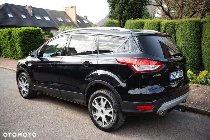 Ford Kuga 2.0 TDCi 4WD Titanium - 4