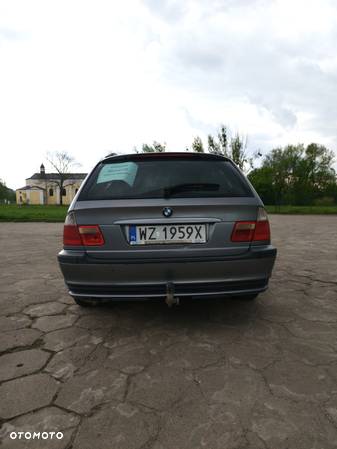 BMW Seria 3 318d - 6