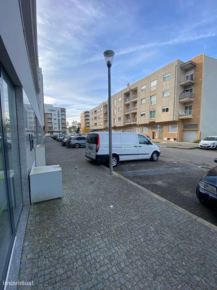 Trespasse de Papelaria/Tabacaria/Livraria/Serviços Logísticos – Alfena-17