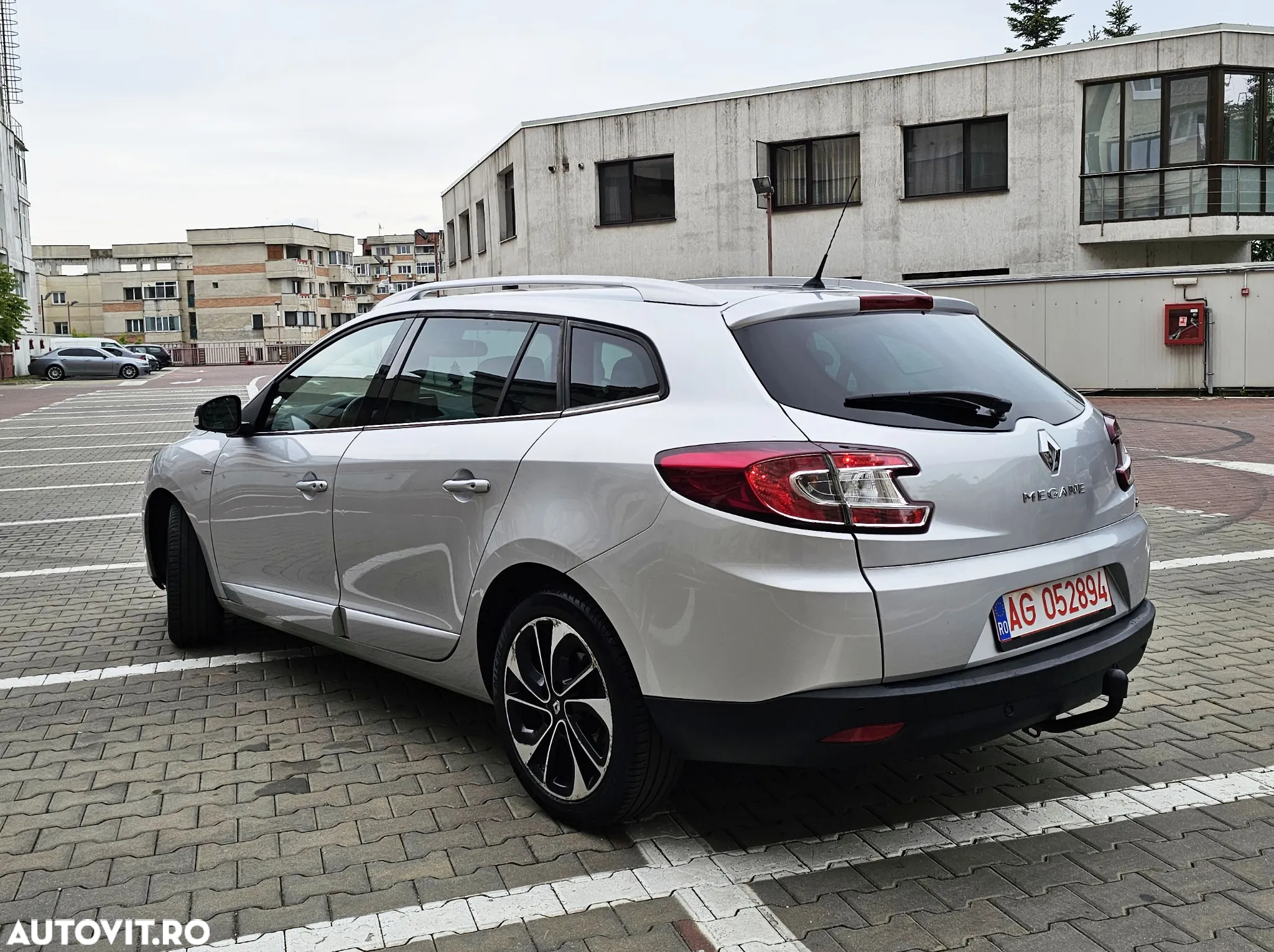 Renault Megane ENERGY dCi 130 BOSE EDITION - 3